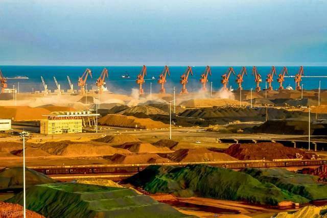 威胁中国：不给稀土磁铁就加200%关税澳门新葡京网站特朗普彻底坐不住了公开(图3)