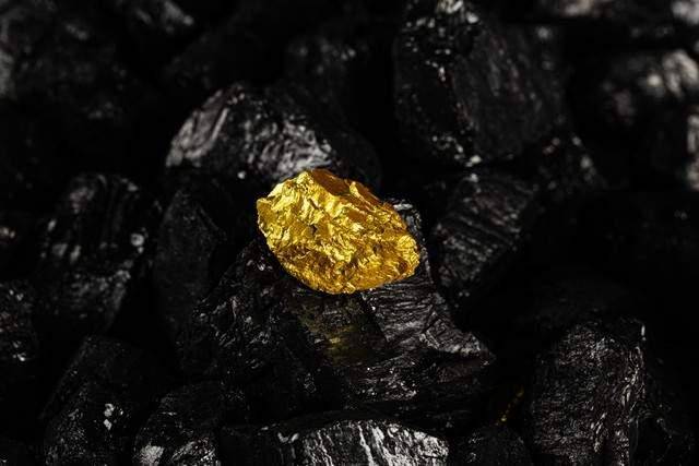 威胁中国：不给稀土磁铁就加200%关税澳门新葡京网站特朗普彻底坐不住了公开(图4)