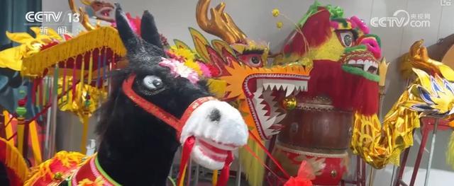 头并进 新品添巧思催热“年经济”新热力新葡京“创意+科技”“传统+新潮”齐(图21)