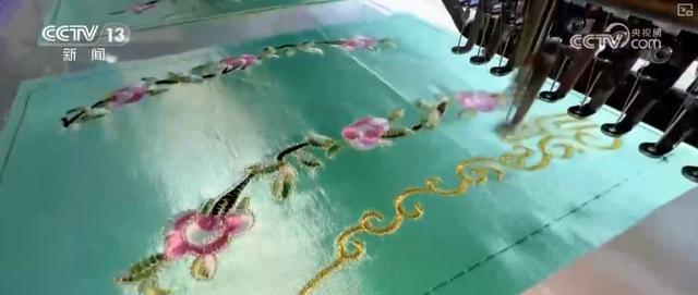 头并进 新品添巧思催热“年经济”新热力新葡京“创意+科技”“传统+新潮”齐(图19)