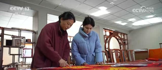 头并进 新品添巧思催热“年经济”新热力新葡京“创意+科技”“传统+新潮”齐(图20)